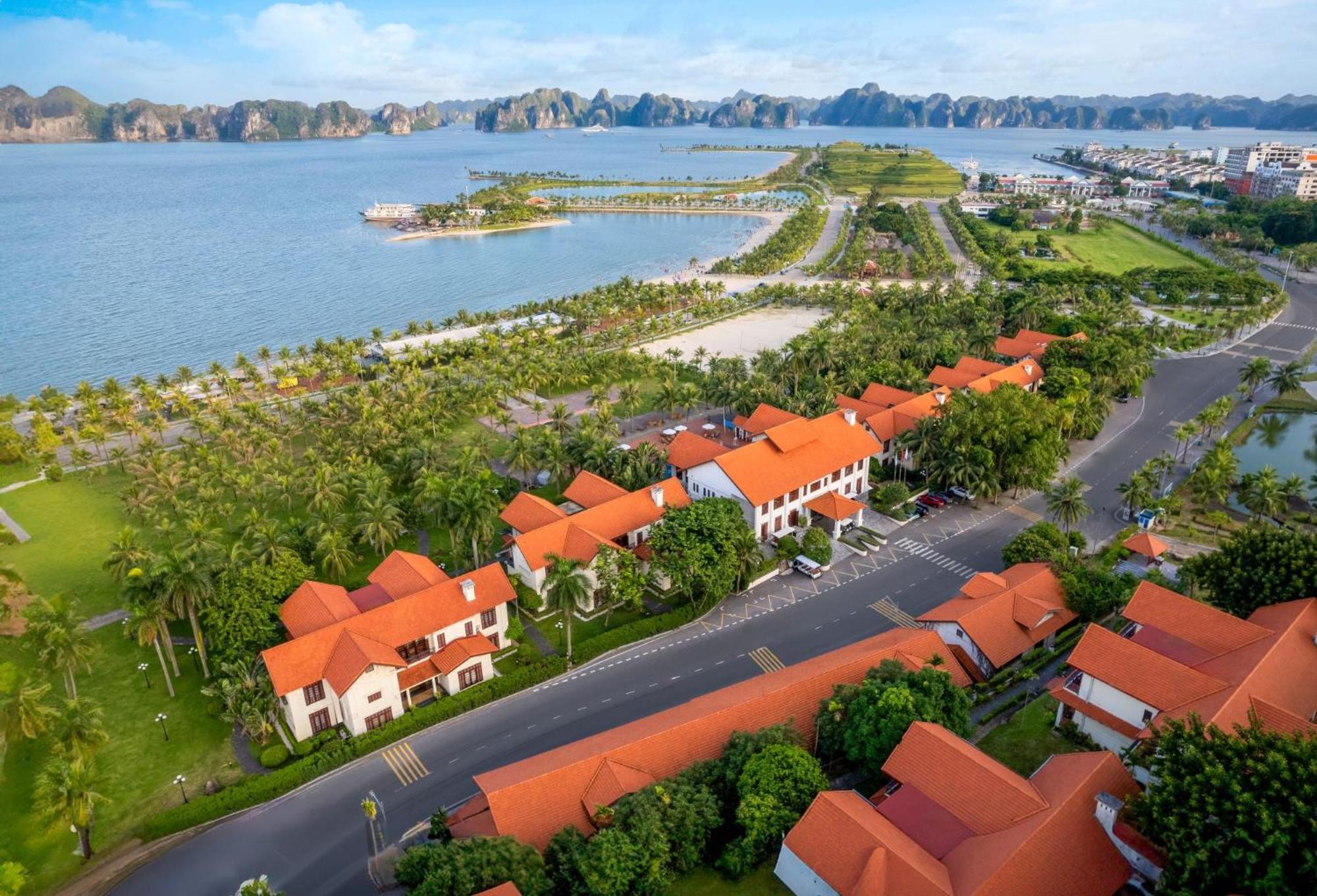 सहारा Tuan Chau Ha Long